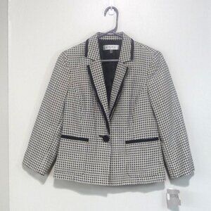 NWT KASPER BLAZER SIZE 6 BLACK AND WHITE